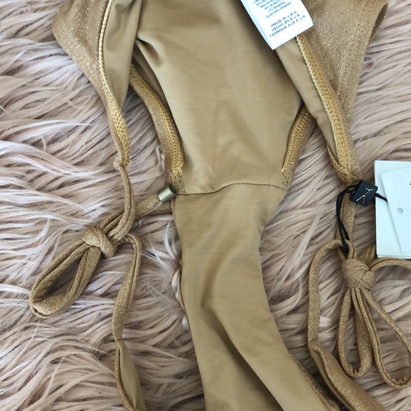 VITAMIN A Tie Side Bikini Bottom in golden glow. Bottom and top. Top size 8 M. - Picture 11 of 13